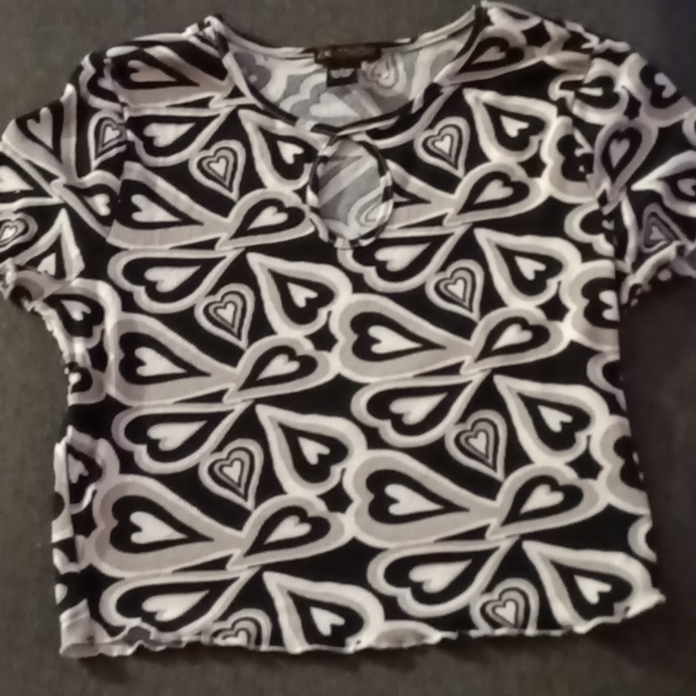 Heart aura shirt